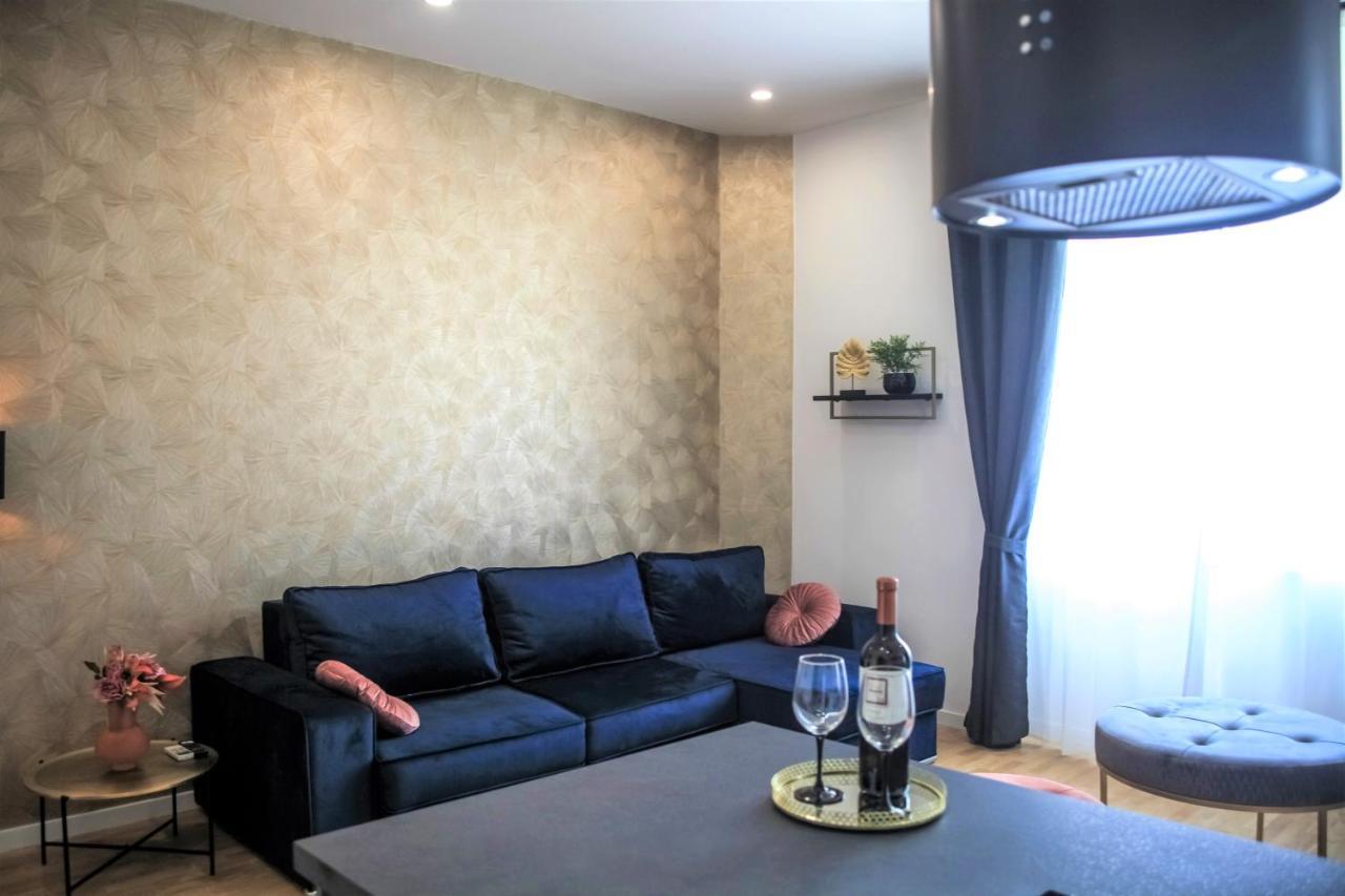 Hedone City Luxury Apartments With Free Parking プーラ エクステリア 写真
